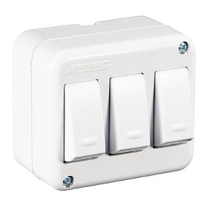 Interruptor Triple 9/32 Aris Pro 250V-16A Mec Blanco