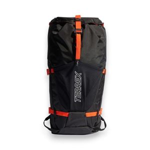 Mochila Trekking Adidas Terrex Rain.Rdy 31.5 Litros Negro