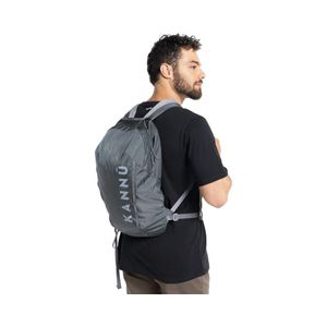 Mochila Kannú Tricao 15 L Gris