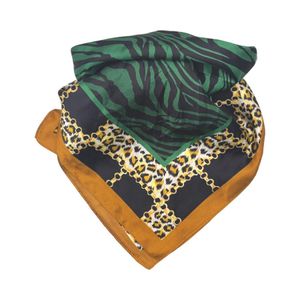 Pañuelo Mujer Nicole Studio 70x70 Cm Print Verde