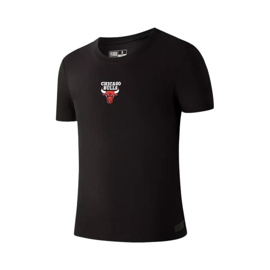 Polera NBA Hombre Fanatics CoreEssential Chicago Bulls Negro