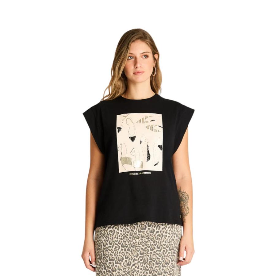 Polera Mujer Weekend Estampa Ilustrada Negro