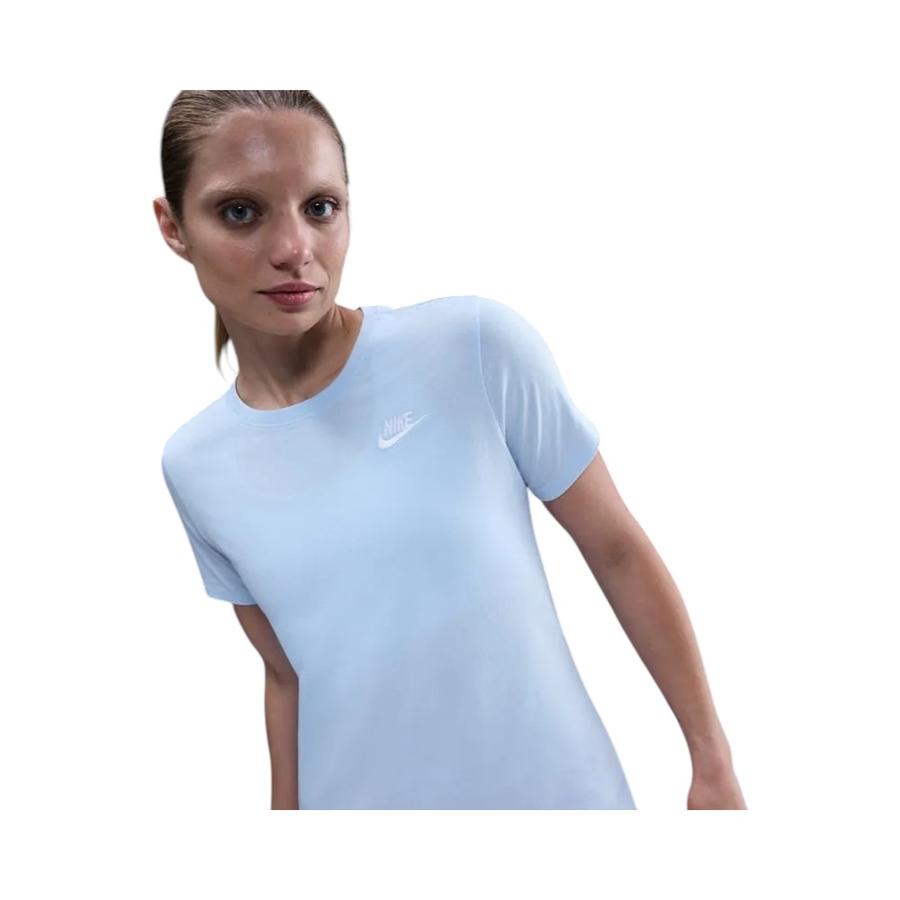 Nike Polera Sportswear Club Essentials