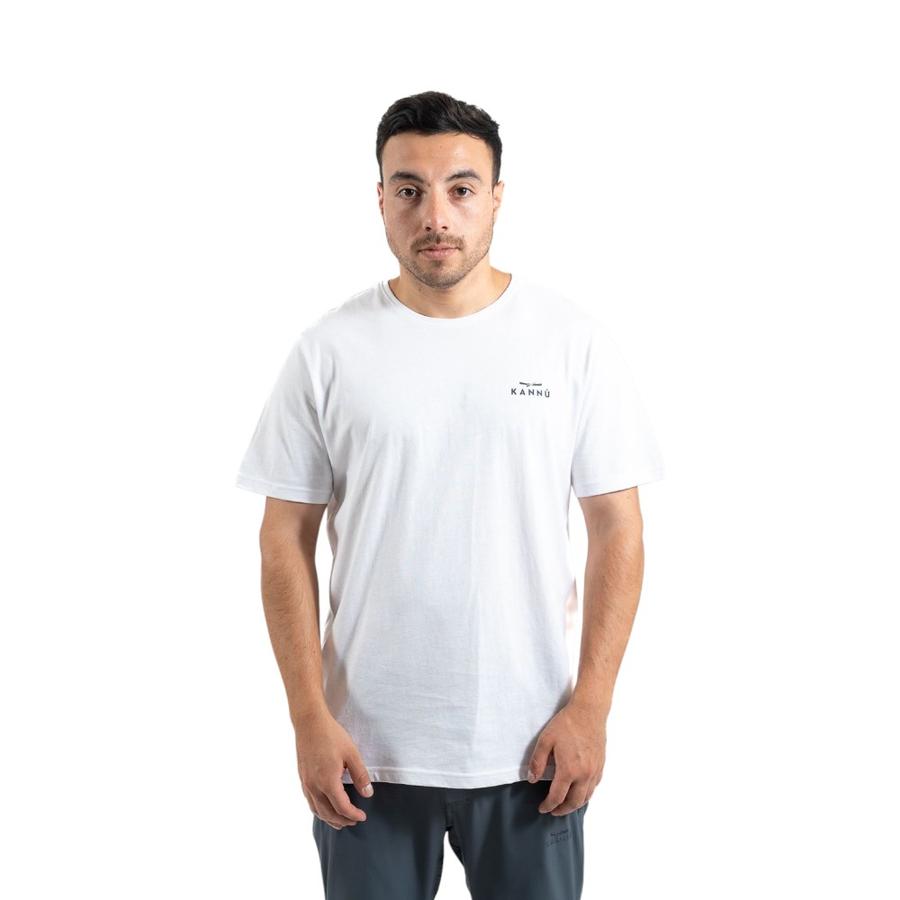 Polera Manga Corta Hombre Kannú Mini Logo Blanco